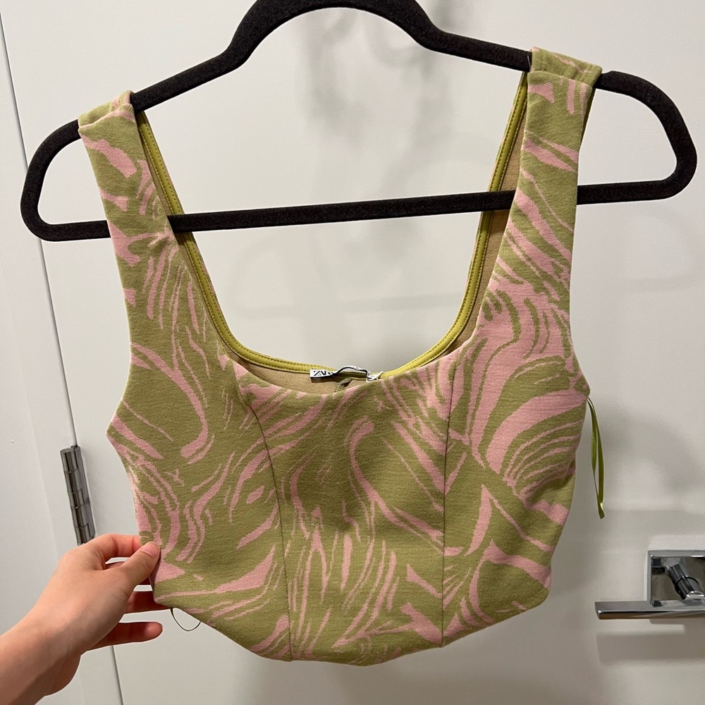 Zara Knit Crop Top Size Medium NWT